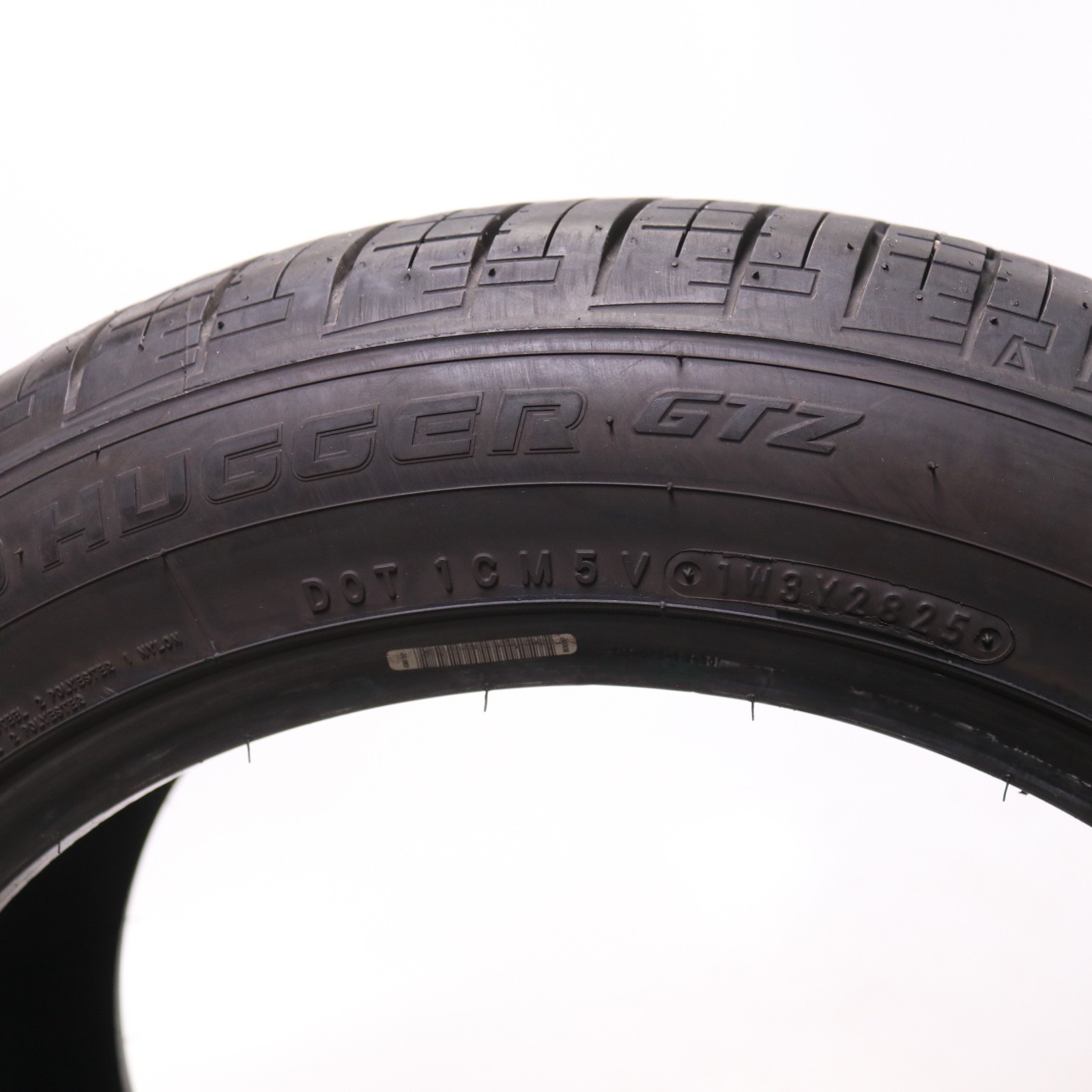 Used 235/50ZR18 Road Hugger GTZ – 101W – 9.5/32 No Repairs