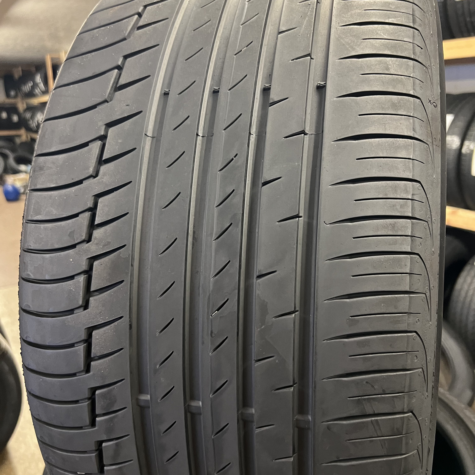 1 Tire LikeNEW Continental PremiumContact 6 MO 325/40R22 325/40/22 114Y