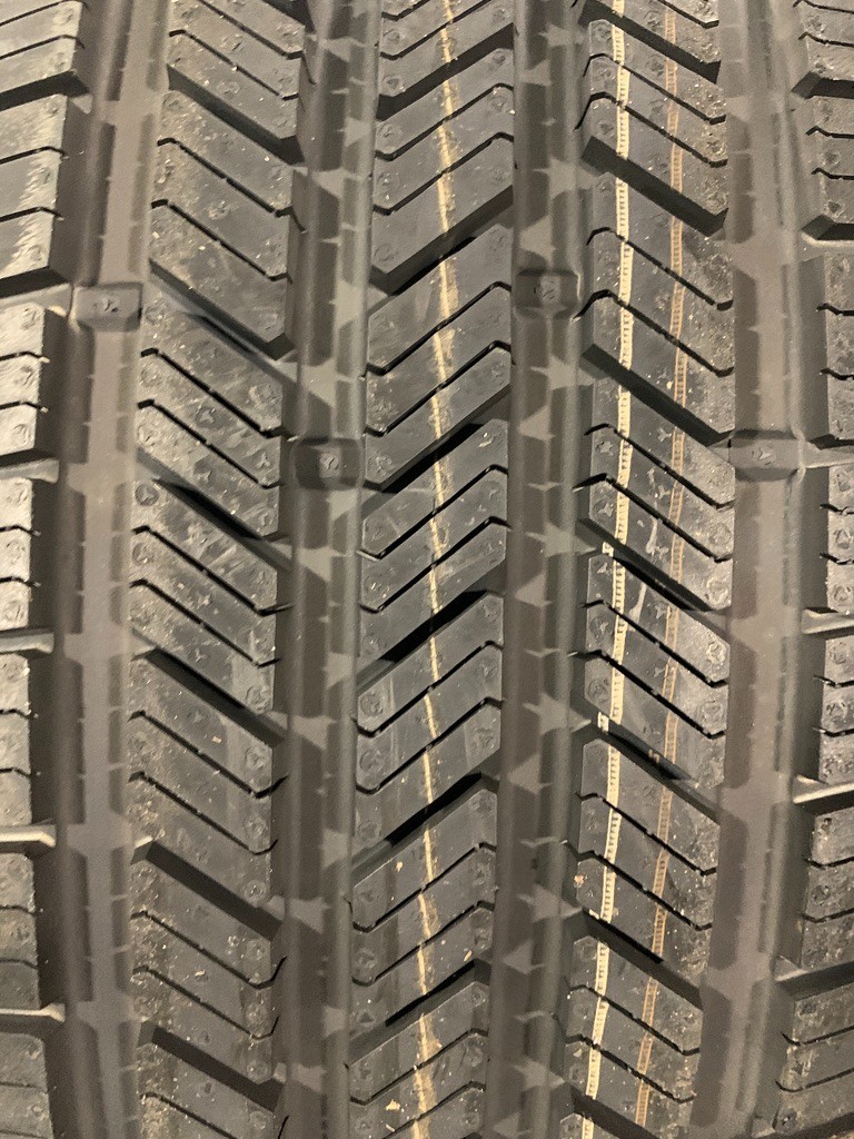 1 New 235 45 19 Goodyear Eagle LS-2 MOE / ROF All Season Run Flat Tire