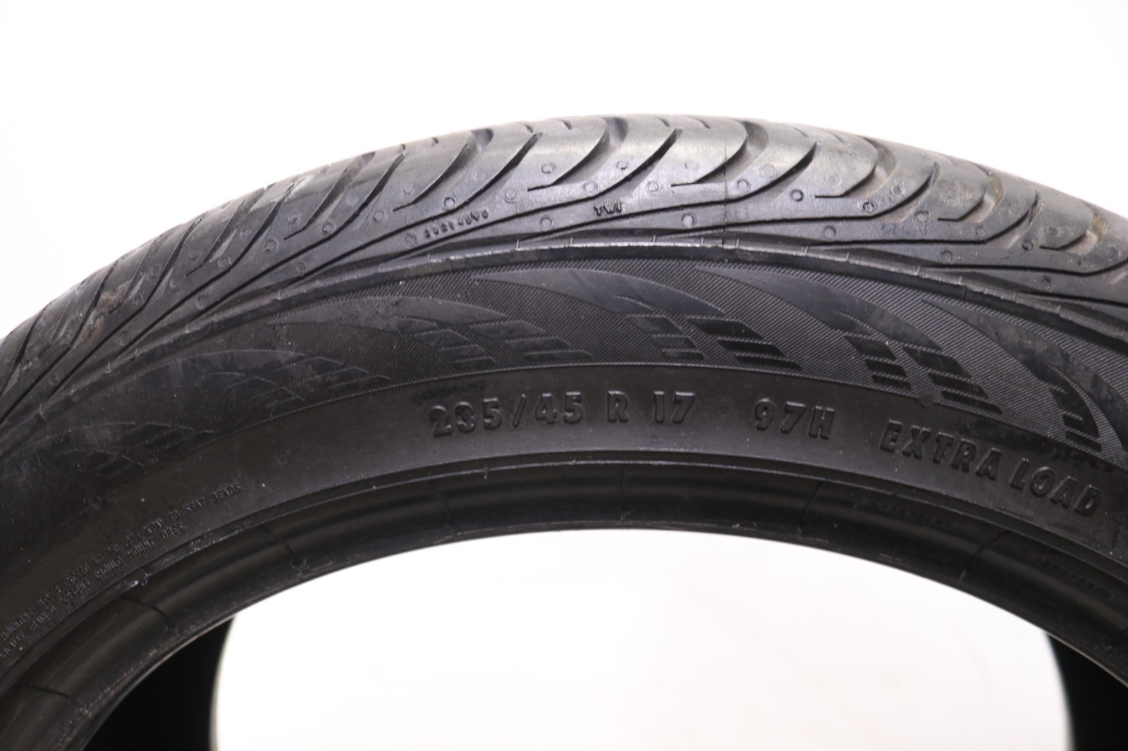 Set of 2 Used 235/45R17 Continental ContiProContact – 97H – 7-8/32 No Repairs