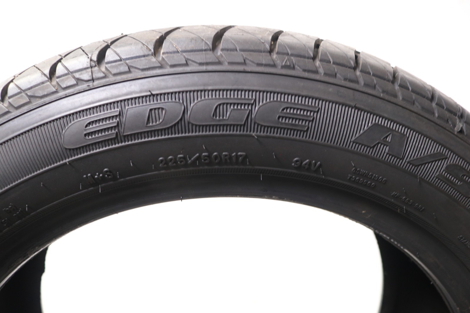 Set of 2 New 225/50R17 Kelly Edge A/S – 94V – 8.5/32
