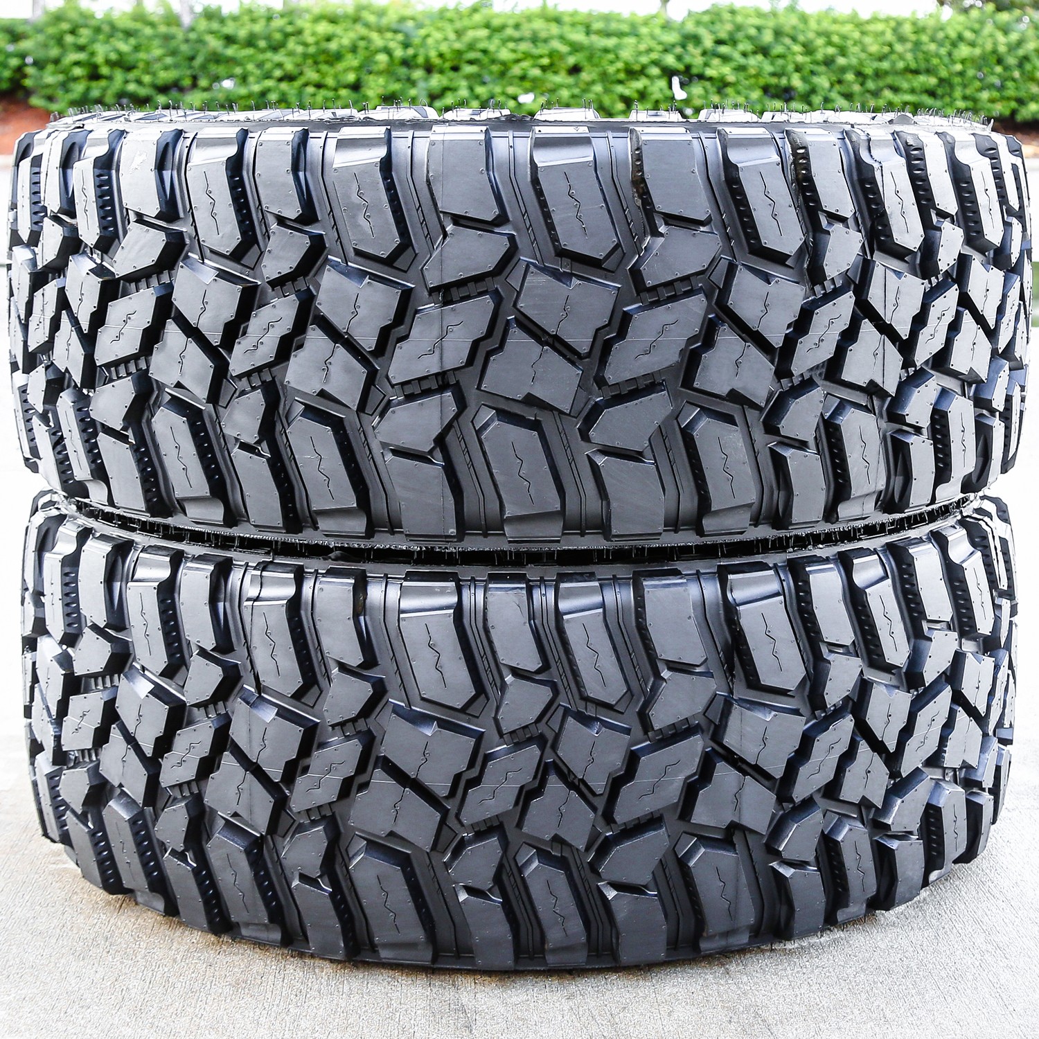 4 Tires Cooper Discoverer STT Pro LT 305/70R16 124/121Q E 10 Ply MT M/T Mud