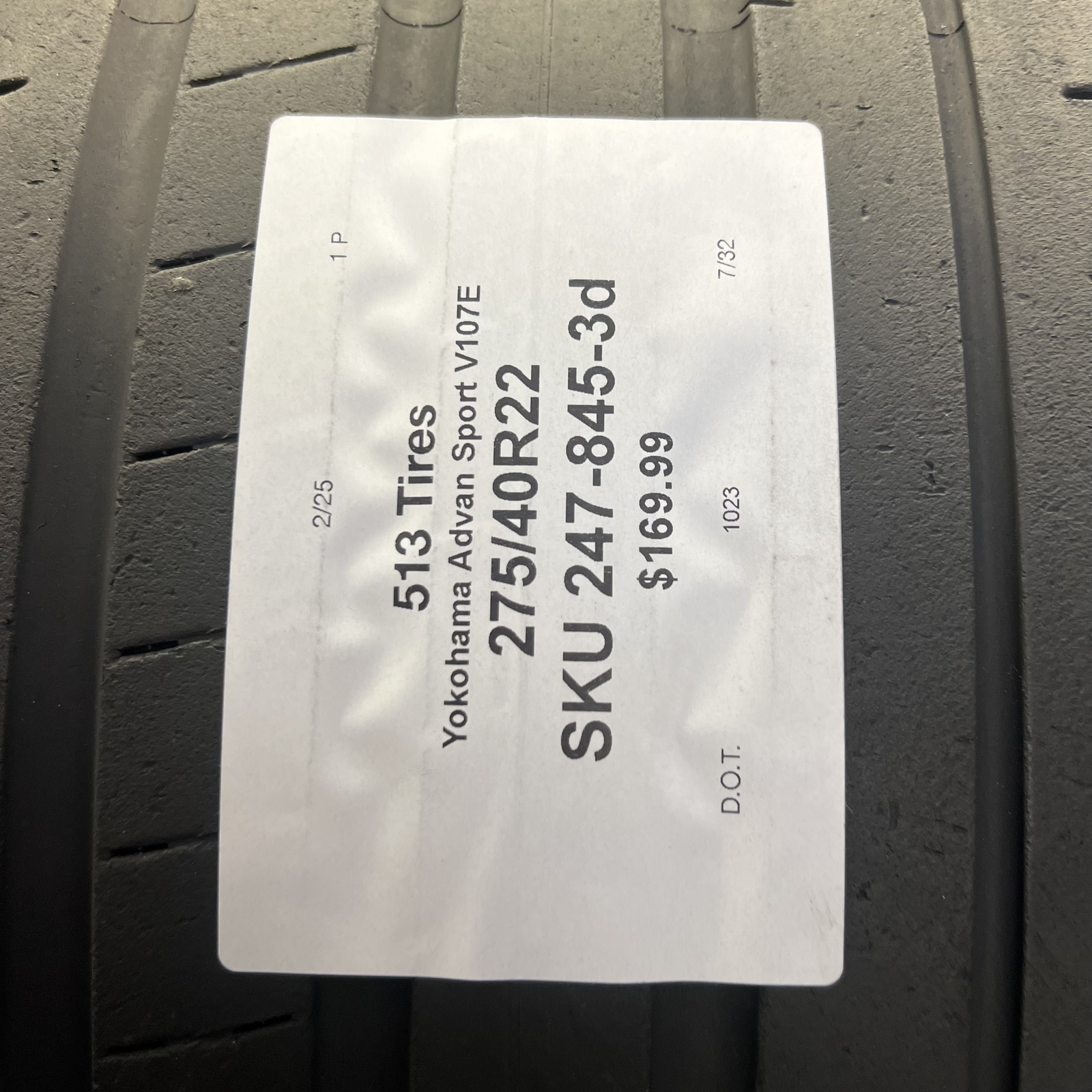 1 LikeNew Tire Yokohama Advan Sport V107E 275/40R22 107Y DOT.1023 7/32