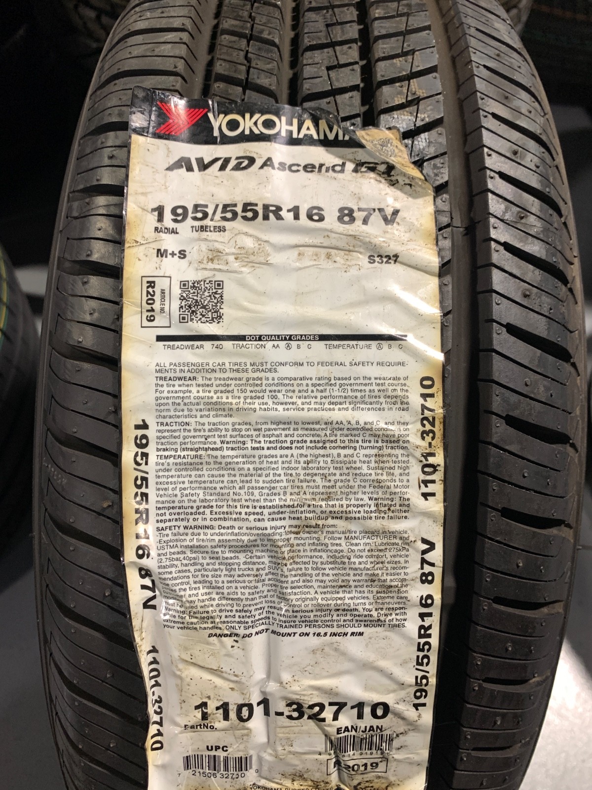1 New 195 55 16 Yokohama Avid Ascend GT All Season (NOS) Tire