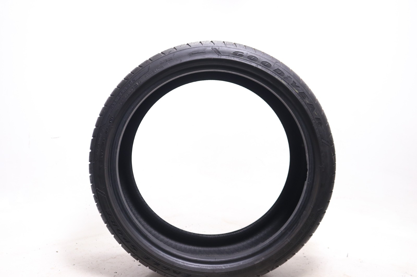 Used 265/35R21 Goodyear Eagle Sport AO SoundComfort – 101H – 7/32