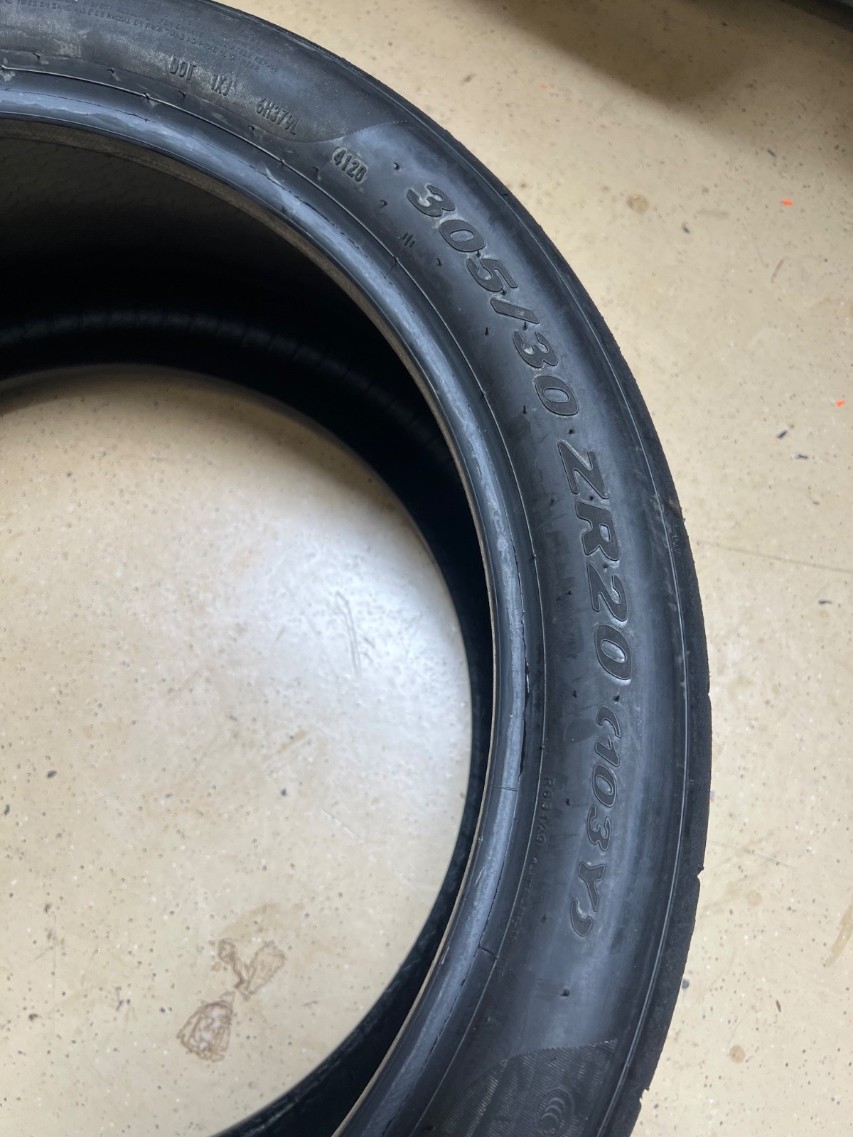 2 – NO REPAIRS 305/30ZR20 XL (103Y) Pirelli P Zero Trofeo R (MC1) McLaren – 7134