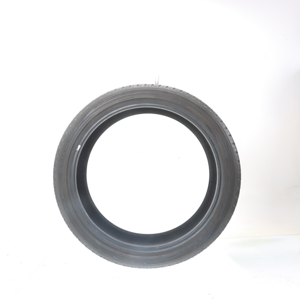 Set of (4) Used 235/40R19 Yokohama YK-GTX 96V – 8.5-9/32