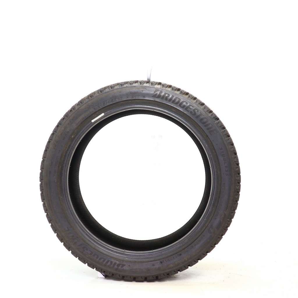 Set of (4) Used 215/45R17 Bridgestone Blizzak WS90 Studless 91T – 9.5-11/32