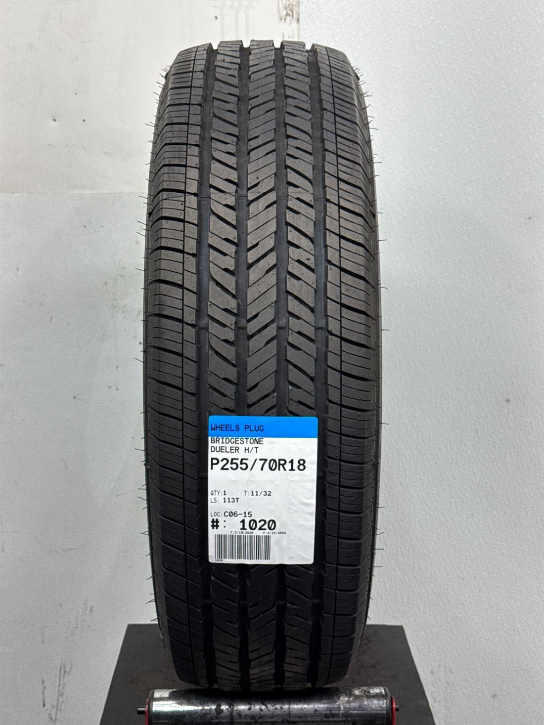 Used P255/70R18 Bridgestone Dueler H/T 113 T – 11/32