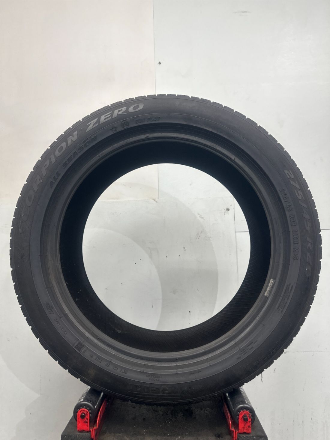 1 Used Pirelli Scorpion Zero AS RUN FLAT P275/45R20 2754520 275/45/20 101H 8/32