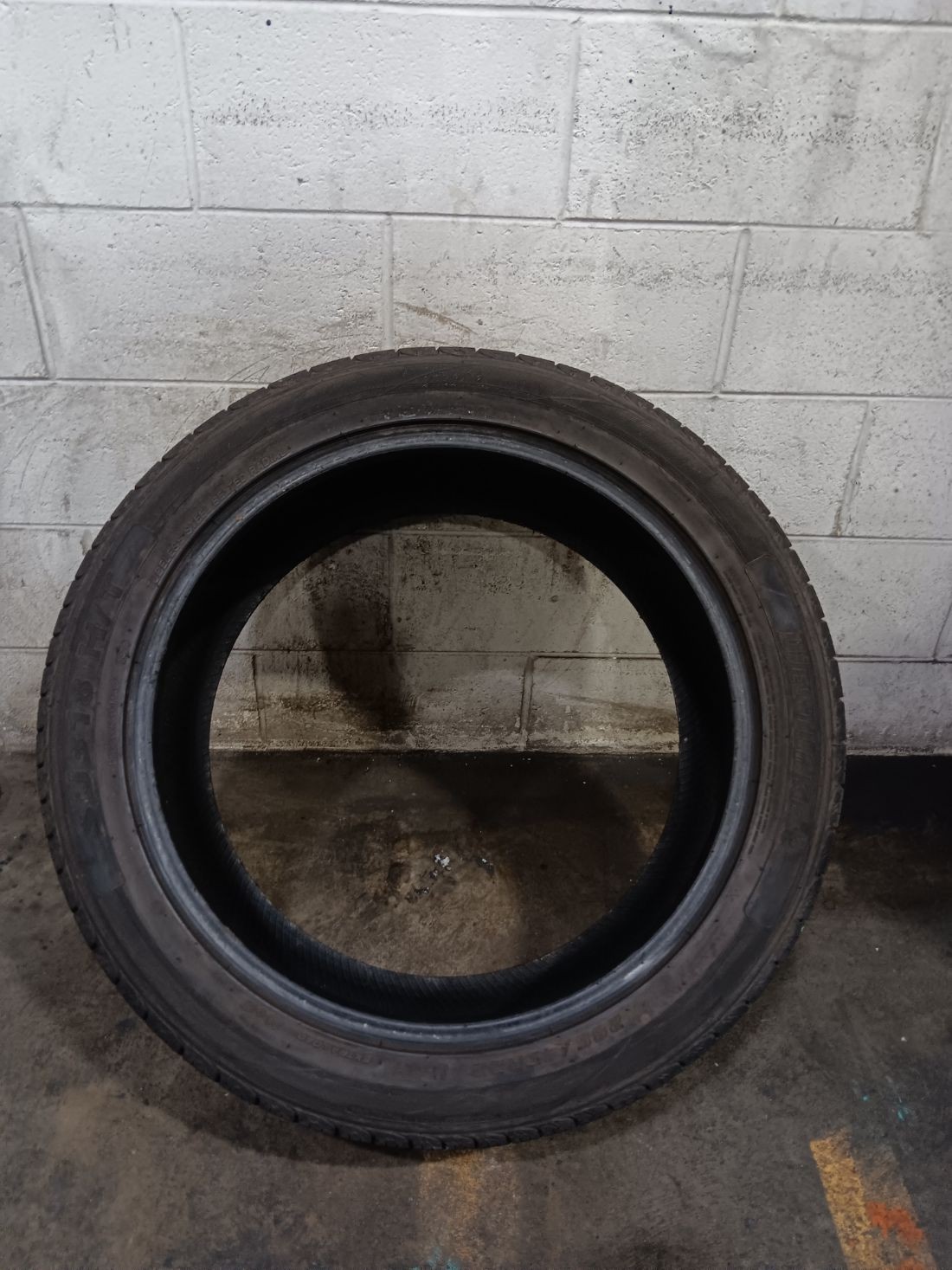 1x P285/45R22 West Lake SU 318 H/T 9/32 114 H Used Tire 2854522