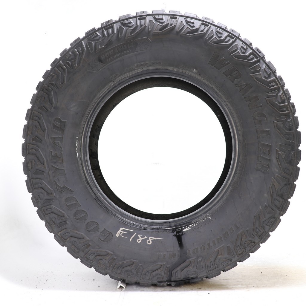 Set of (4) Used LT 305/70R18 Goodyear Wrangler Territory MT 126/123R – 9.5-11/32