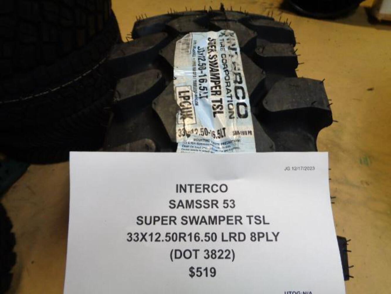 INTERCO SUPER SWAMPER TSL 33 12.50 16.50 LRD 8 PLY TIRE SAMSSR 53 BQ4