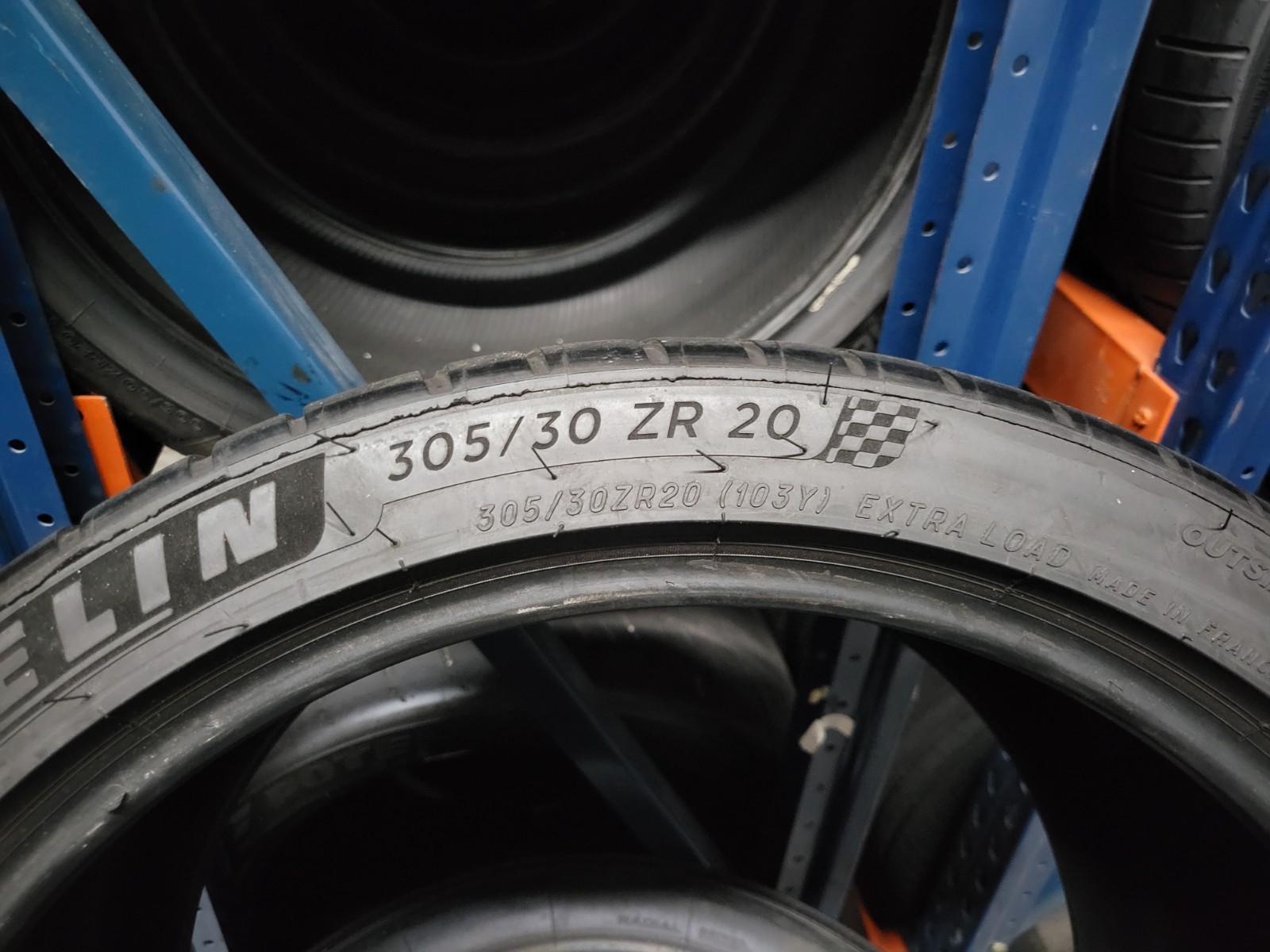 1 SUPER NICE 305/30/20 MICHELIN PILOT SPORT 4 S N0 305/30ZR20 102Y 8/32 3053020