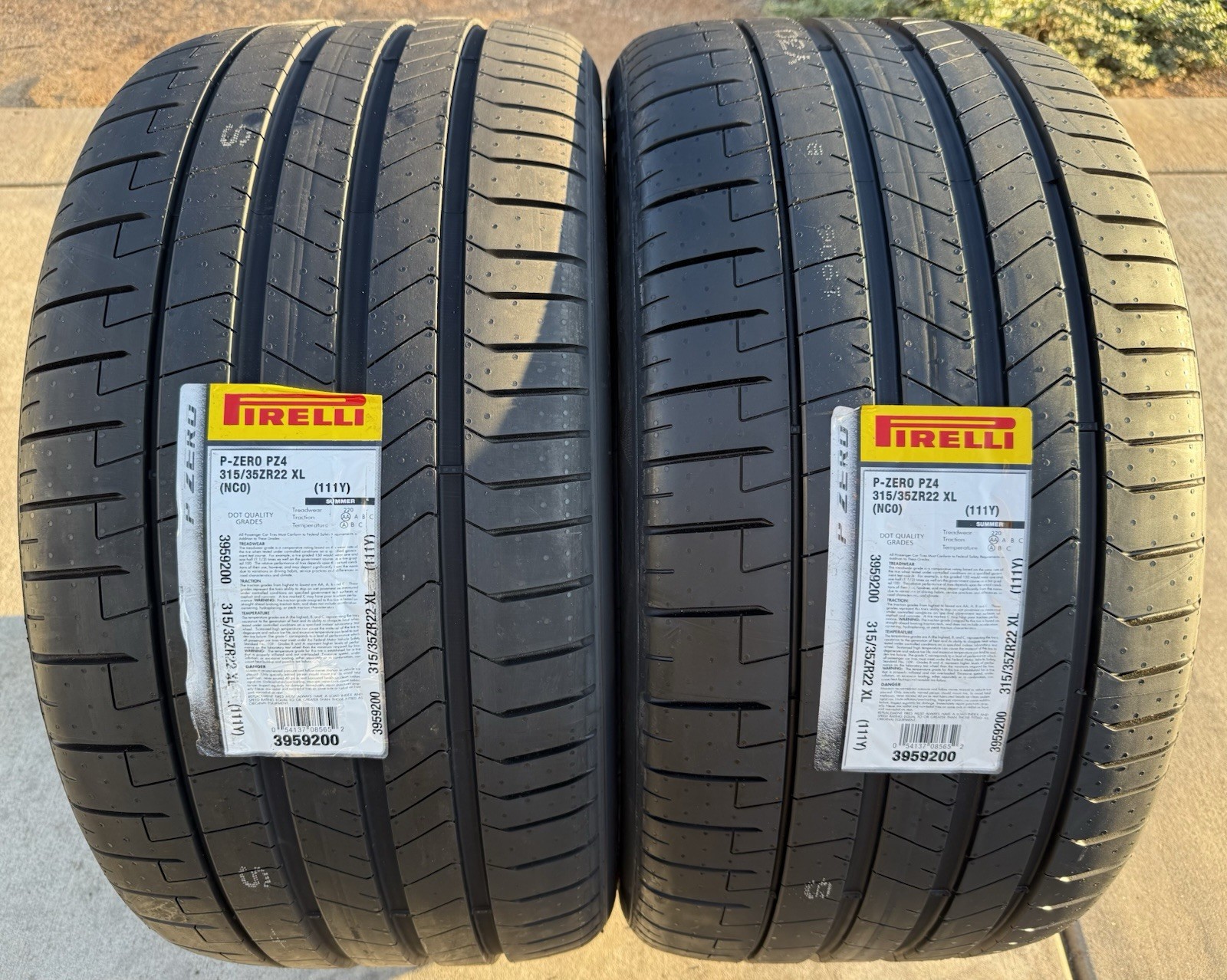 TWO BRAND NEW 315/35ZR22 111Y Pirelli P Zero PZ4 Sport NC0 Porsche Cayenne Tires