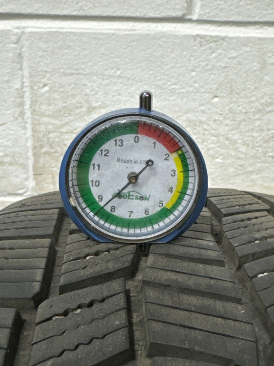 1x P225/65R17 General Altimax 365 AW 8/32 Used Tire