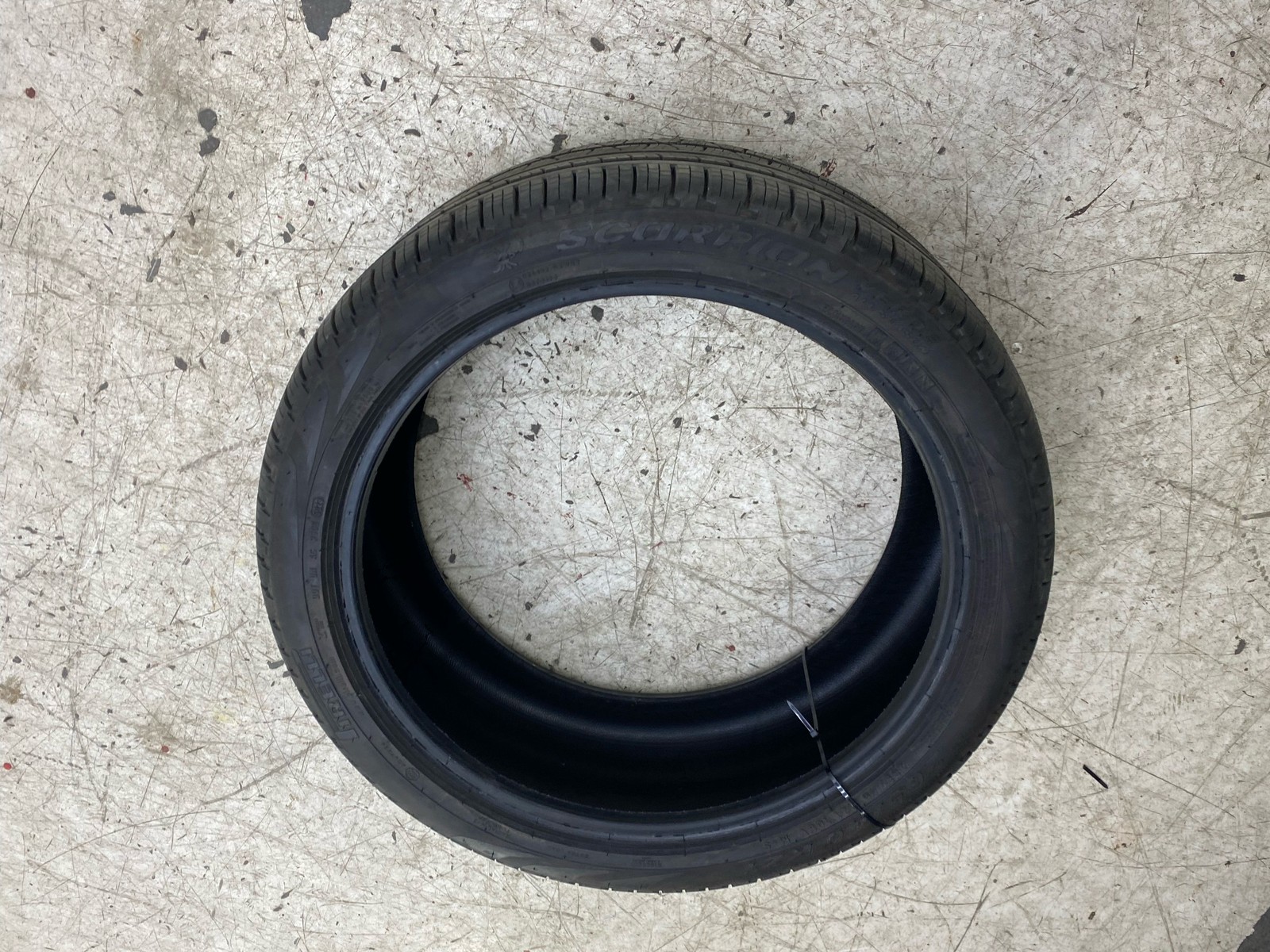 265/40/R21 PIRELLI SCORPION VERDE ALL SEASON 105V 10/32NDS DATECODE 5023
