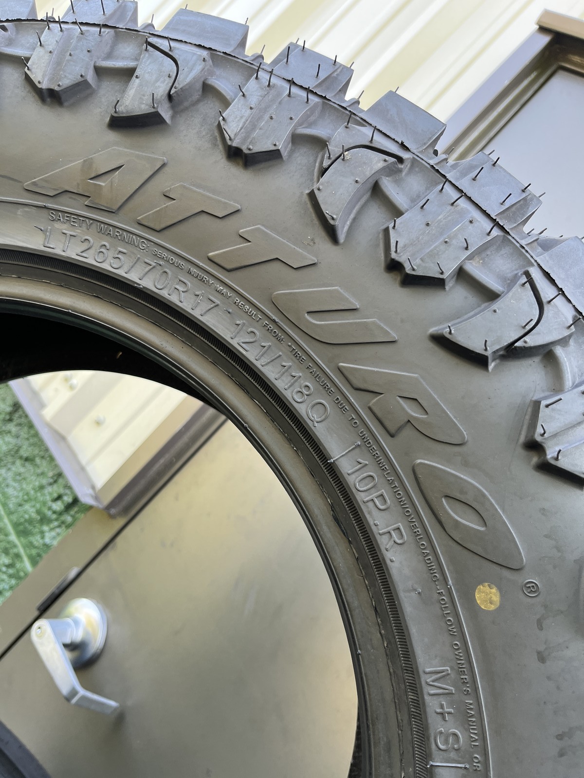 1 New Atturo Trail Blade M/T LT 265/70R17 121/118Q DOT.5023 21/32 New