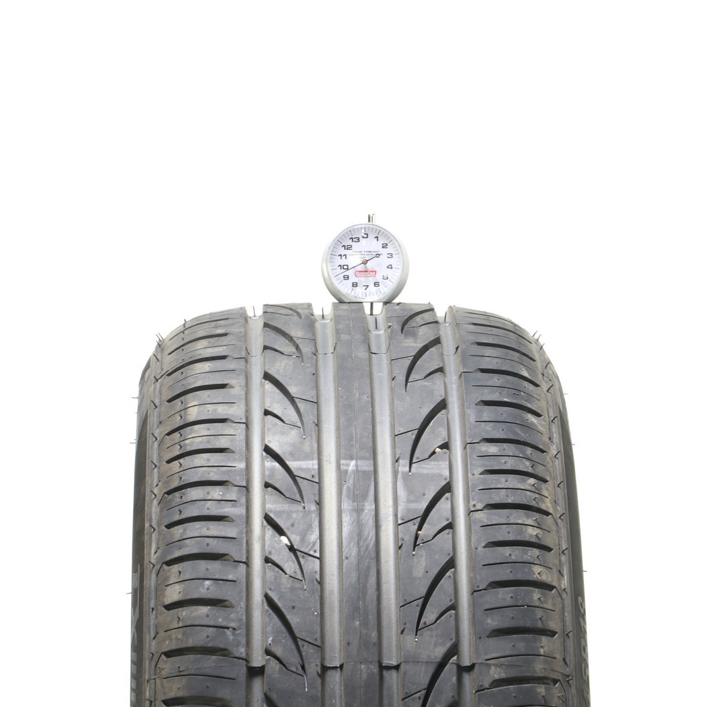 Set of (4) Used 235/45ZR18 Lexani LXUHP-207 98W – 7.5-9.5/32