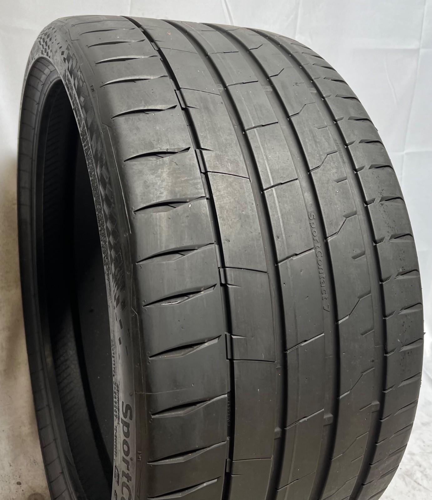 1 – TAKEOFF 285/30ZR22 (101Y) Continental SportContact 7 ContiSilent (AO) – 6134