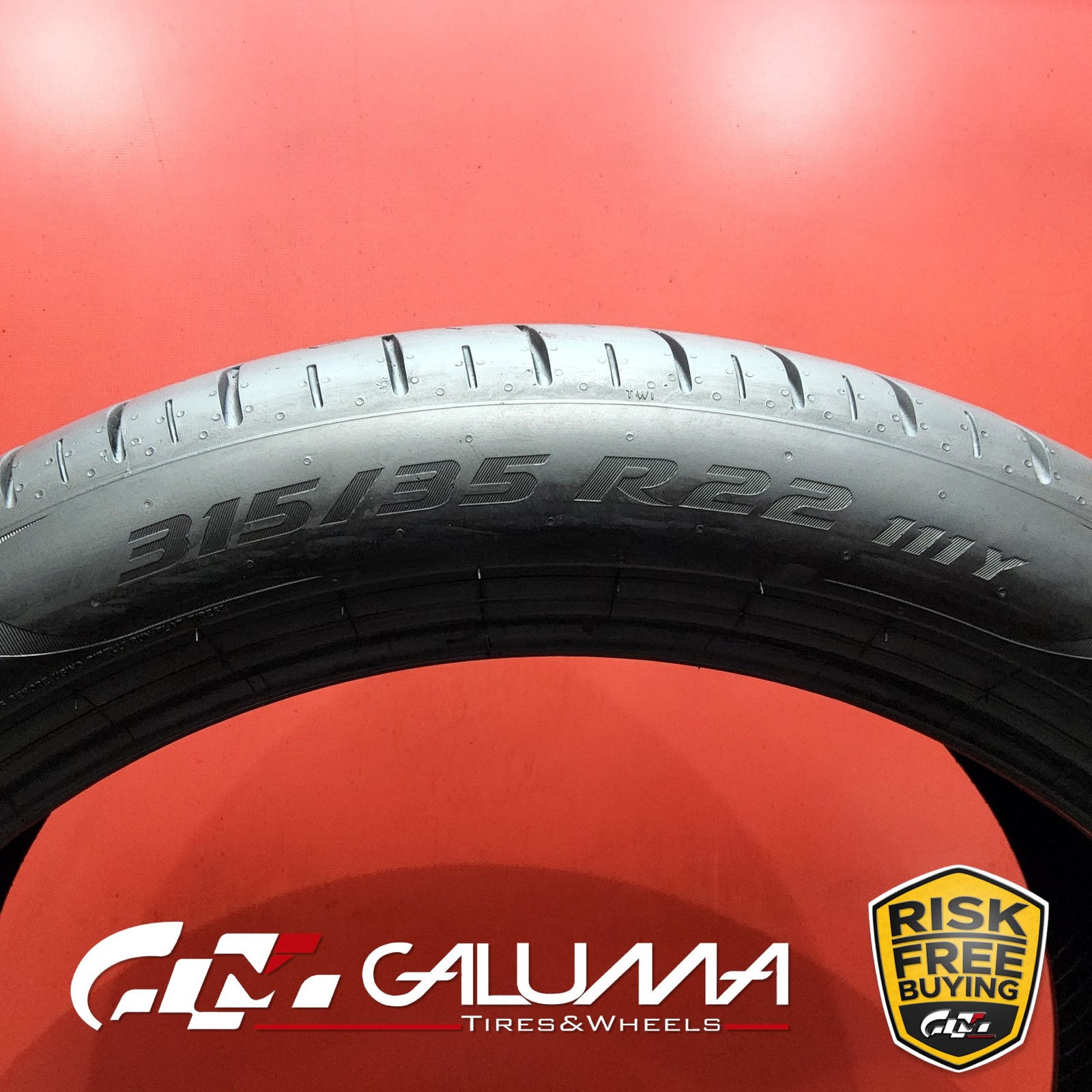 Set of 2 Tires LikeNEW Pirelli P Zero PZ4 Run Flat 315/35R22 315/35/22 XL #87856