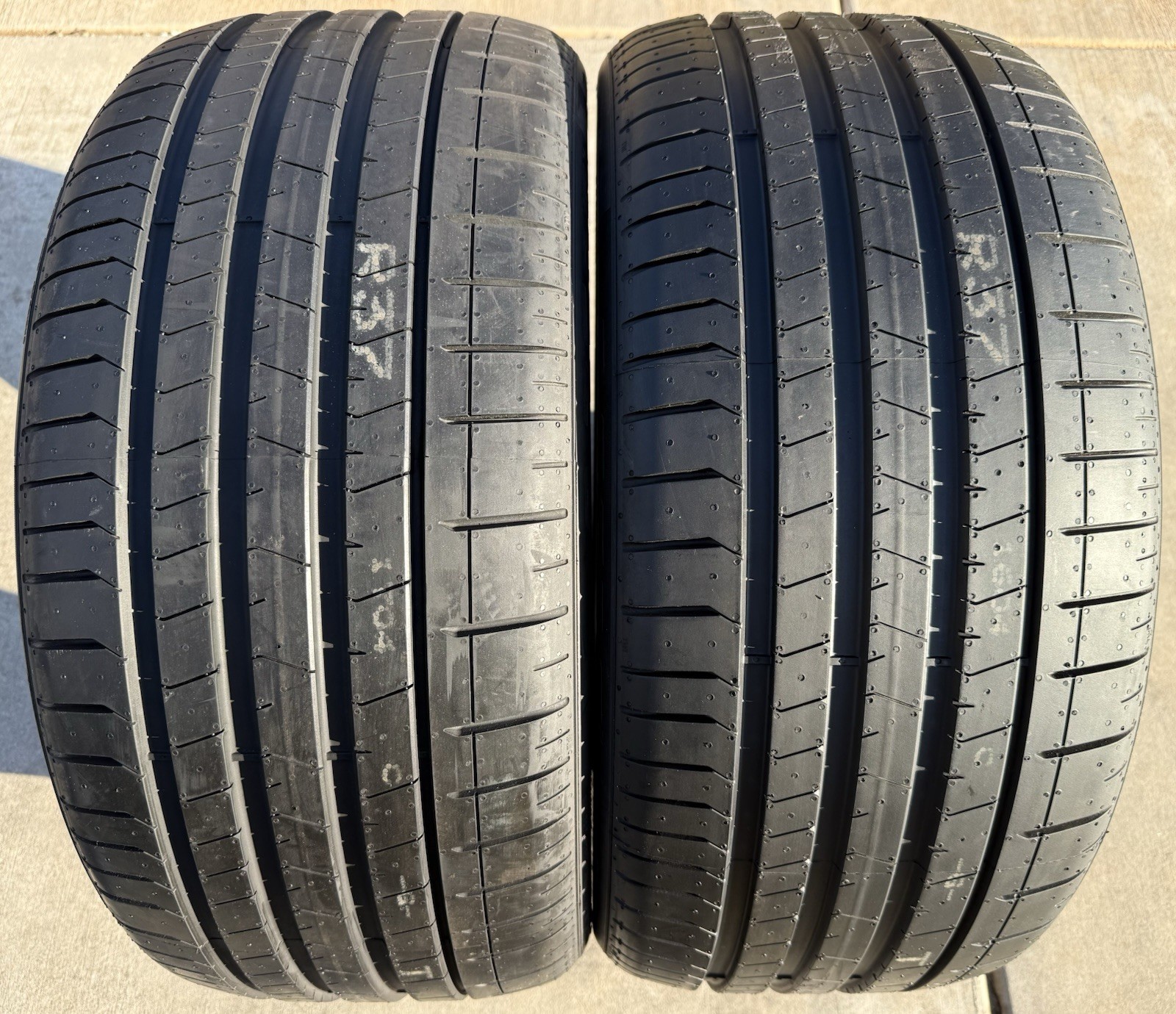 TWO BRAND NEW 275/35ZR21 (103Y) Pirelli P Zero PZ4 Sport Tires Like Michelin 4S!