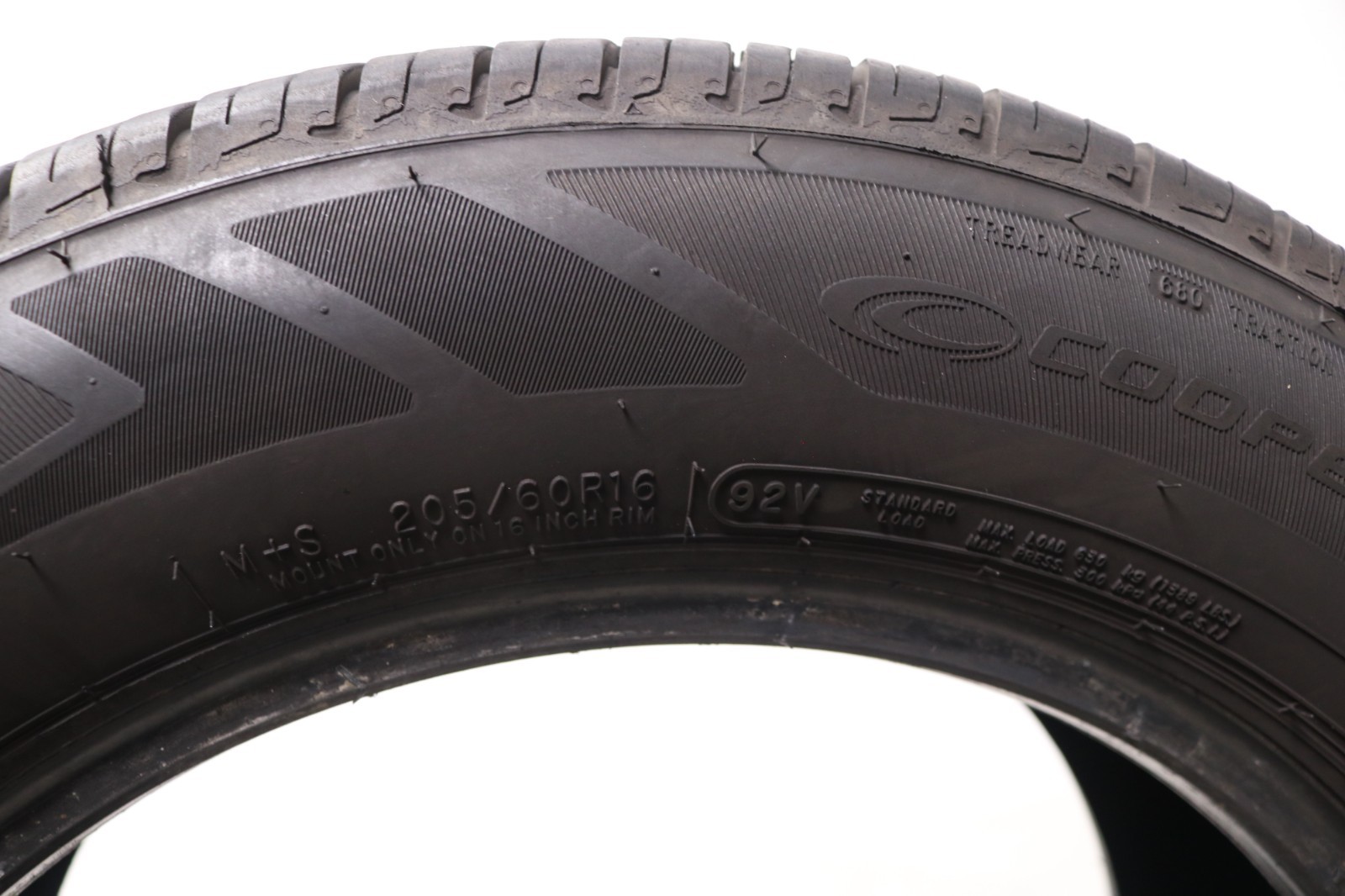 Used 205/60R16 Cooper Endeavor – 92V – 9.5/32