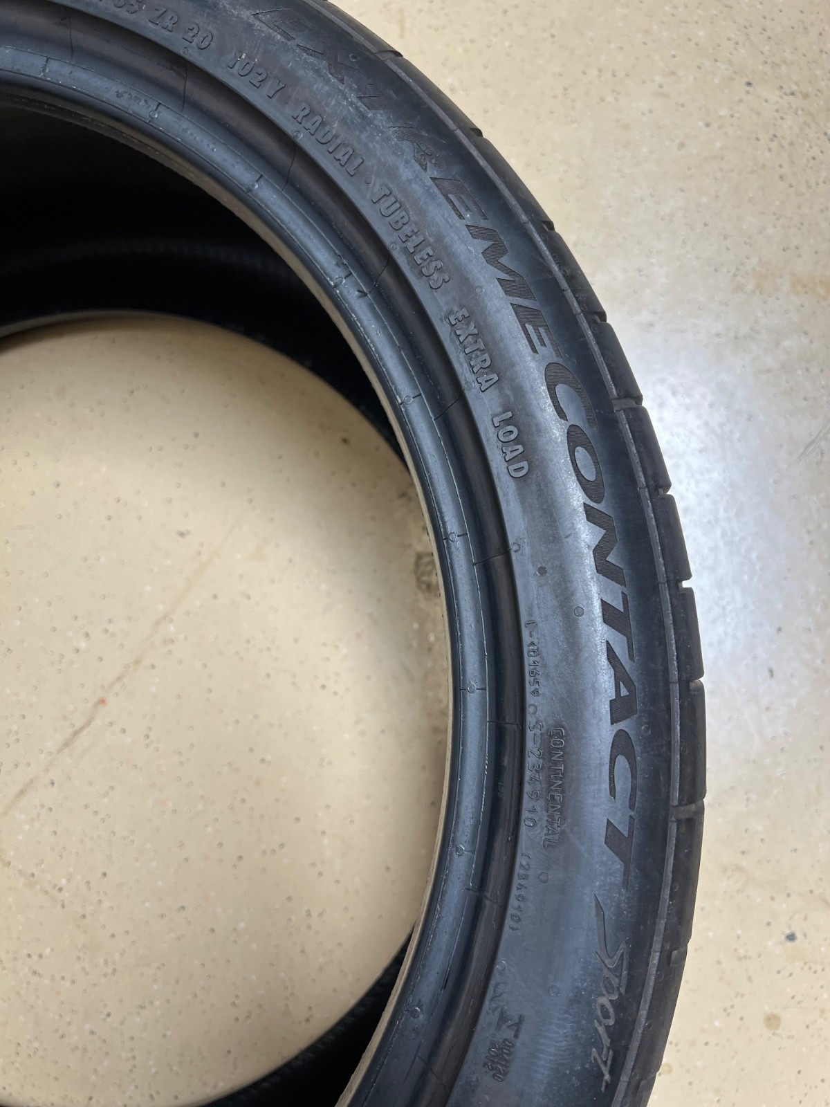 1 – NO REPAIRS 275/35ZR20 XL (102Y) Continental ExtremeContact Sport – 7130