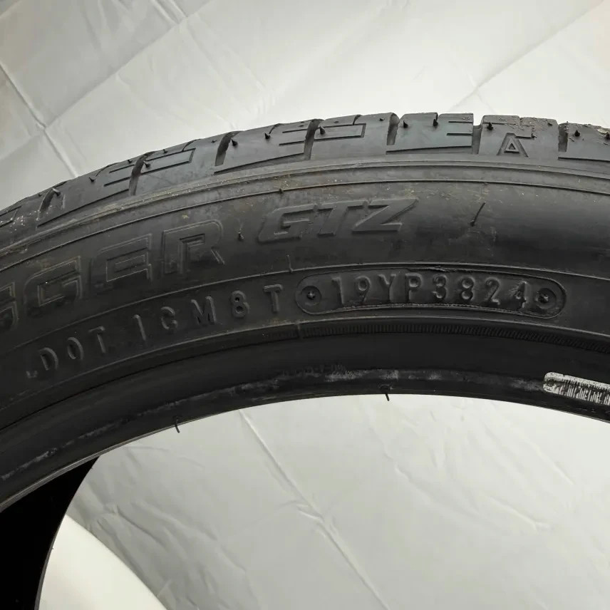 Used 245/40ZR19 Road Hugger GTZ 98W 7.5/32 (DOT 24)