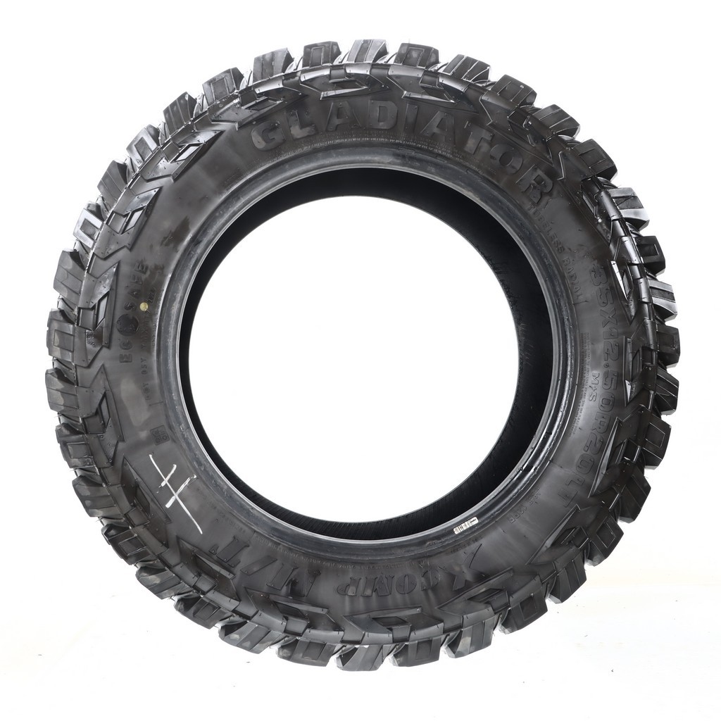 Used LT 35X12.5R20 Gladiator XComp MT 125Q – 10/32
