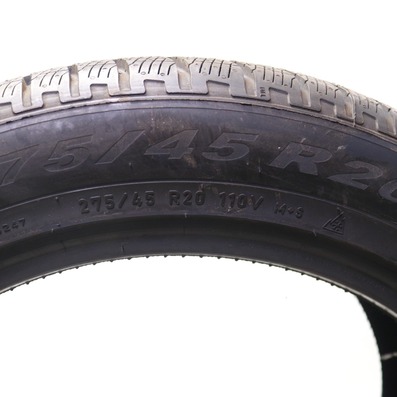 Set of 4 New 275/45R20 Pirelli Scorpion Winter MO – 110V – 9.5/32