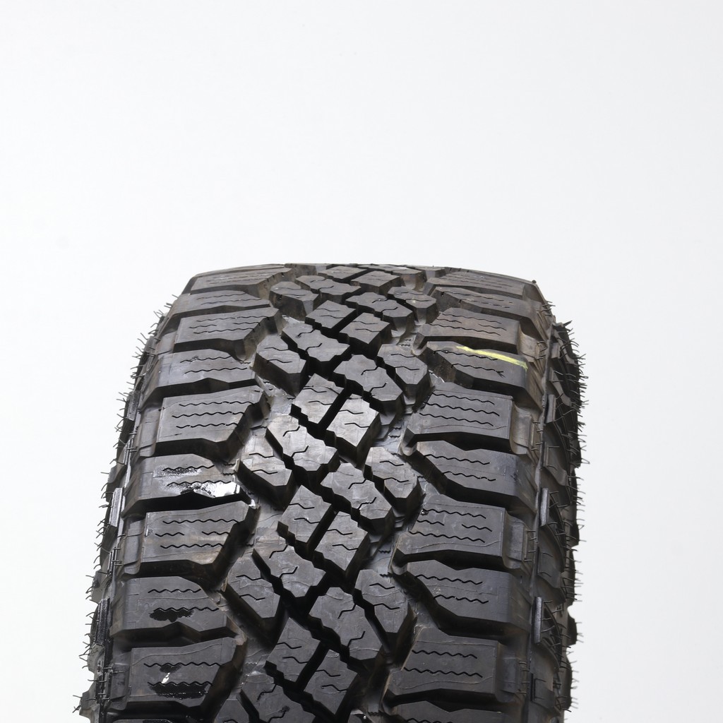 Driven Once 265/70R16 Goodyear Wrangler Duratrac 112S – 16/32