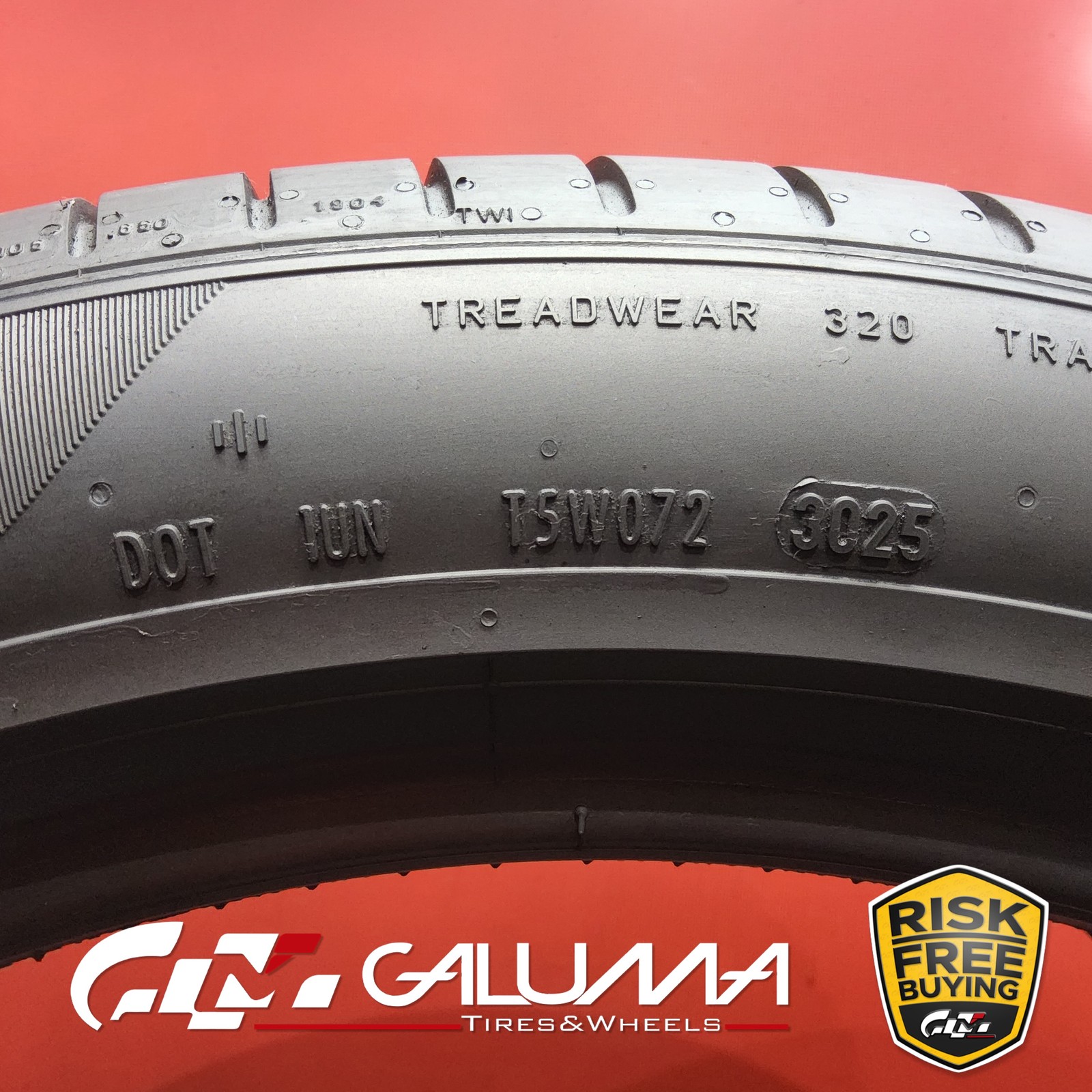 1 Tire LikeNEW Pirelli P-Zero (PZ4) RunFlat ★ XL 275/40R20 275/40/20 106W #95911