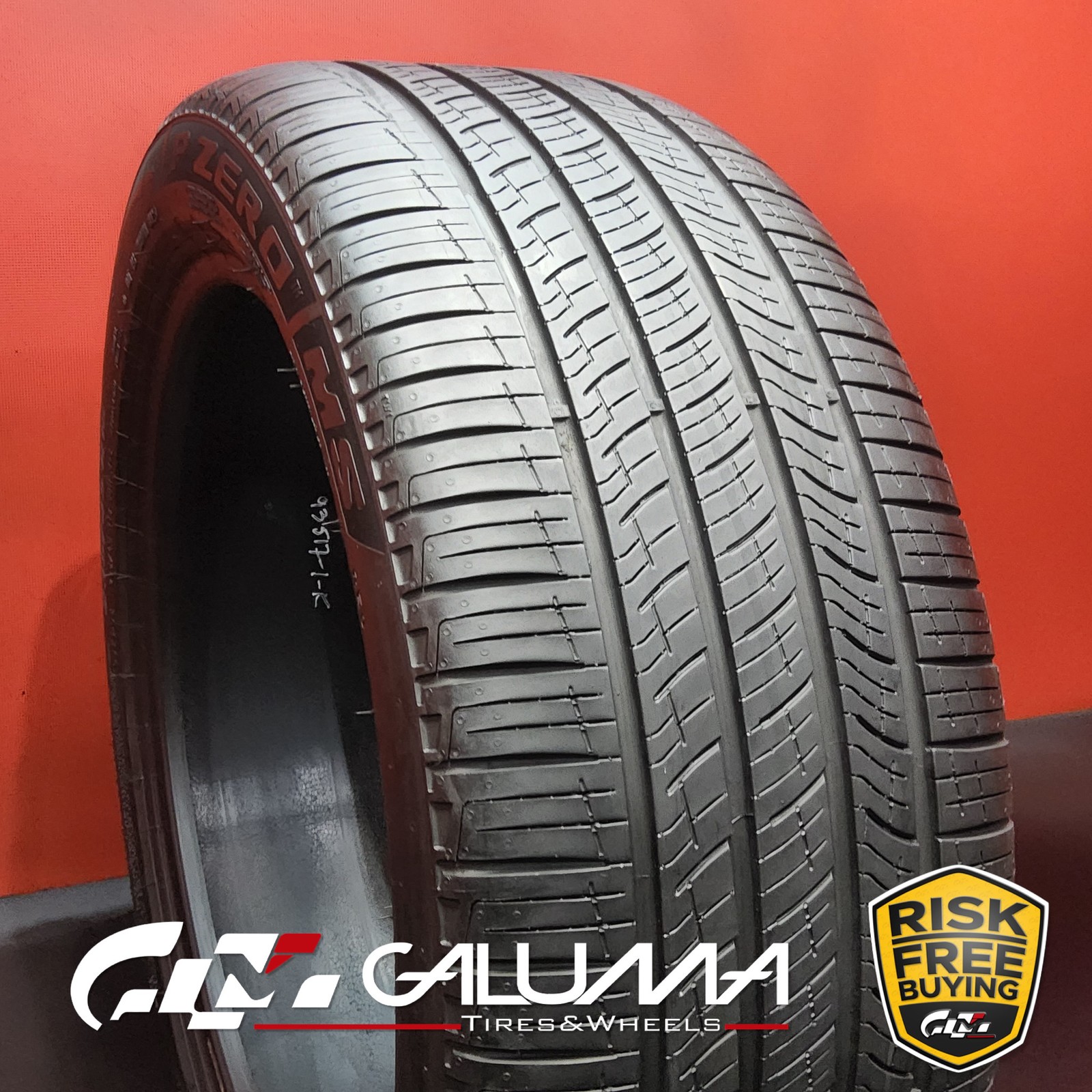 1 (One) Tire Pirelli P Zero MS RunFlat RE0 XL 235/45R18 235/45/18 No Patch 93517