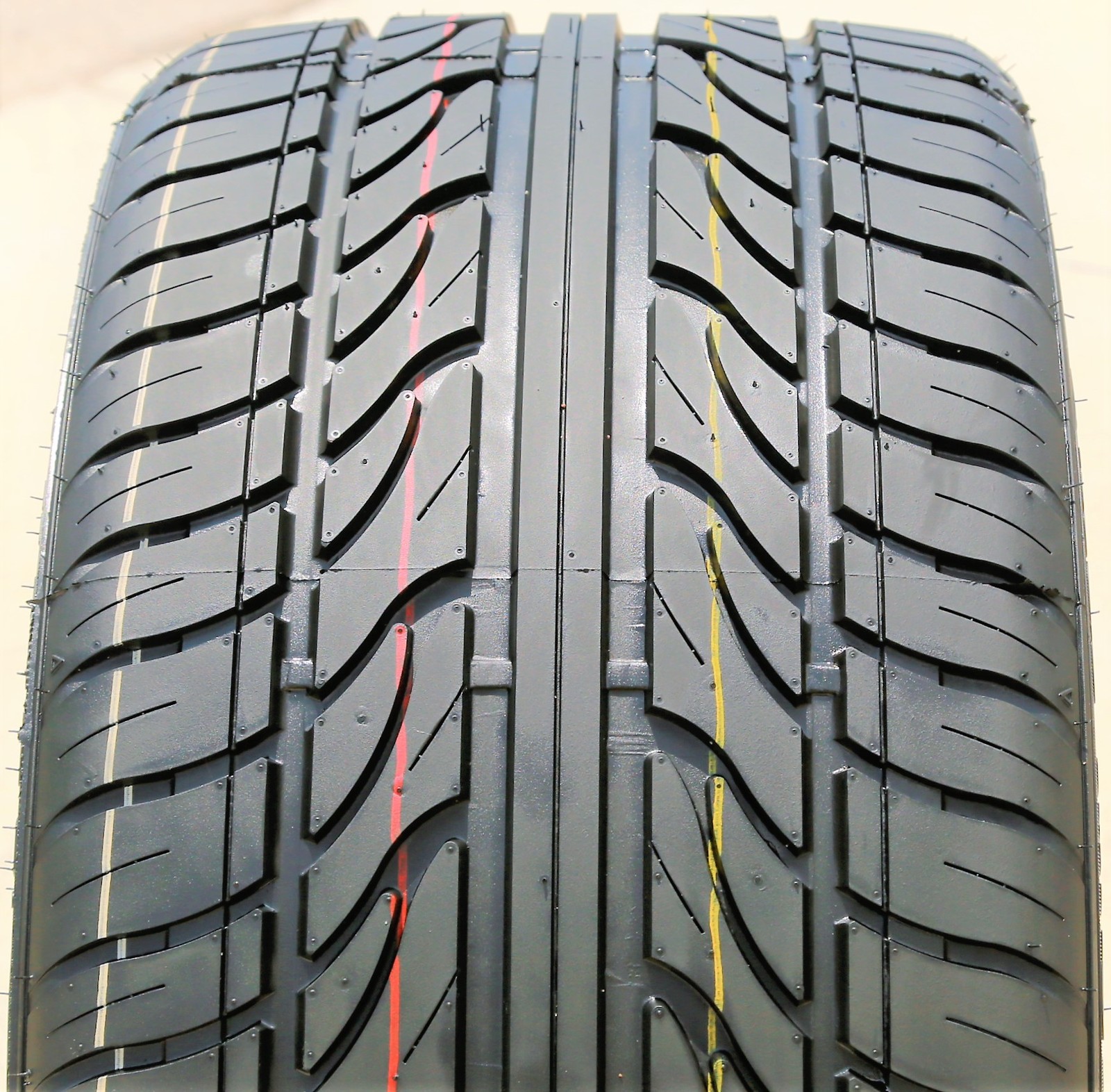 4 Tires 225/30R22 ZR Haida Racing HD921 High Performance 87W XL