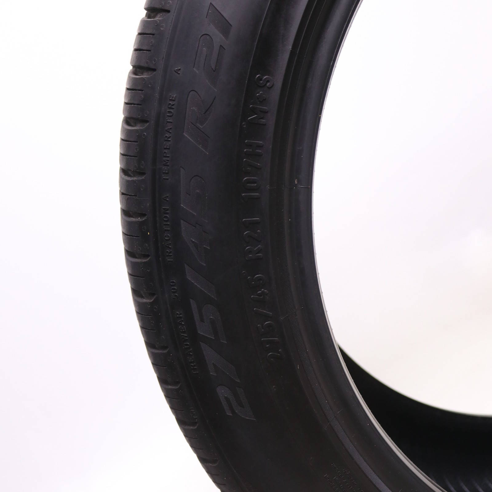 Set of 2 Used 275/45R21 Pirelli Scorpion Zero All Season MO – 107H – 8.5-9/32