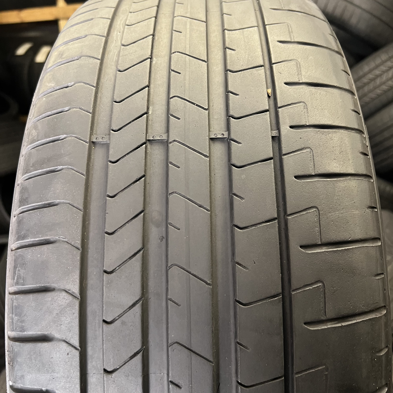 1 Tire Likenew Pirelli P Zero PZ4 BMW PNCS 255/40R21 102Y DOT.1323 NO Patch