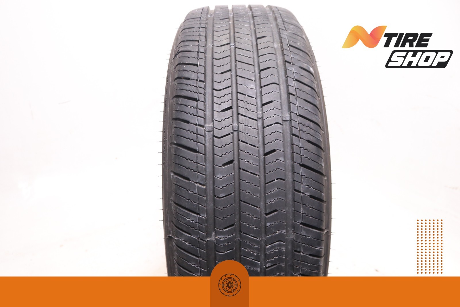 Set of 4 Used 225/65R17 Arizonian Silver Edition All Season – 102H – 9.5-10.5/32