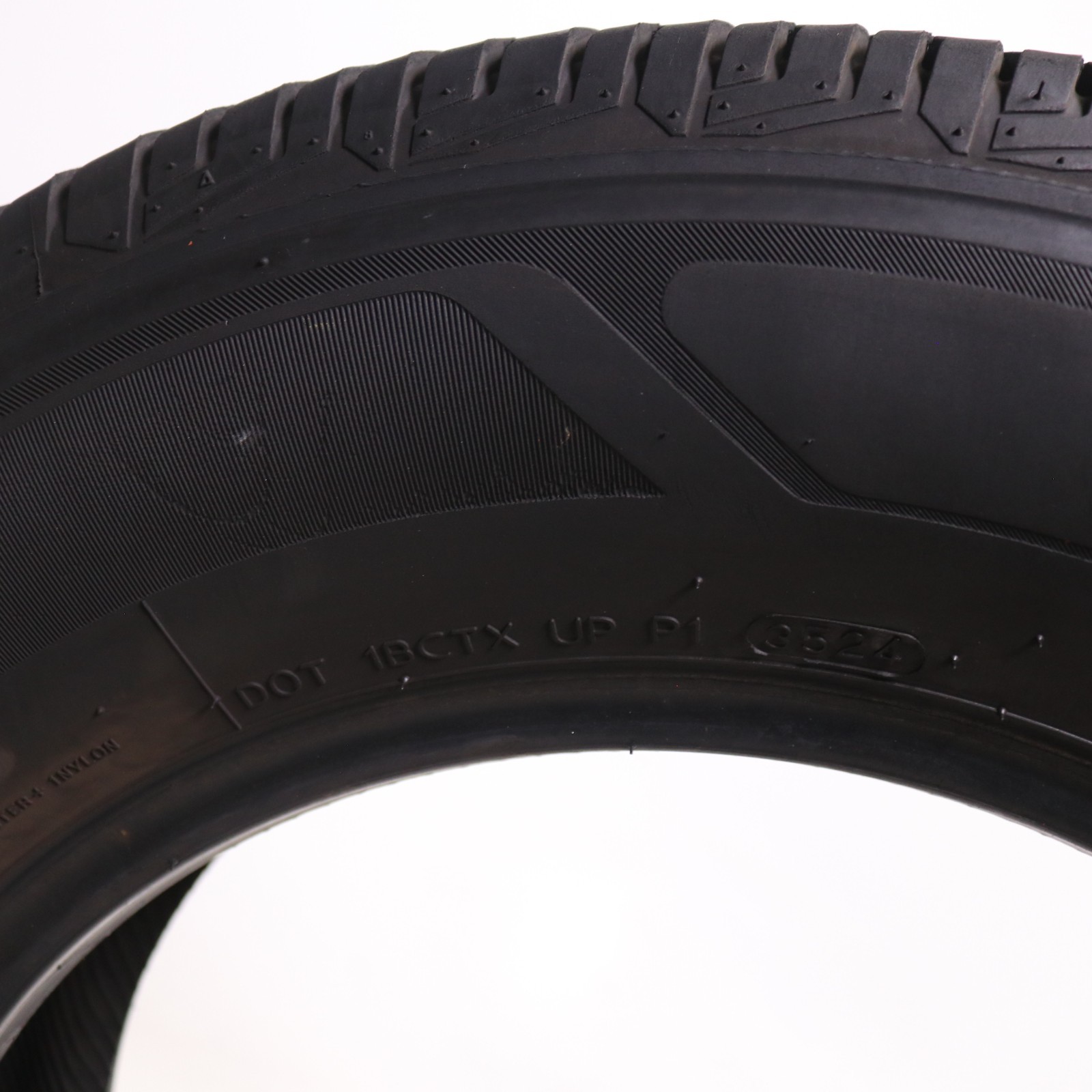 Set of 4 Used 215/70R16 Pathfinder HT – 100T – 8-8.5/32 No Repairs