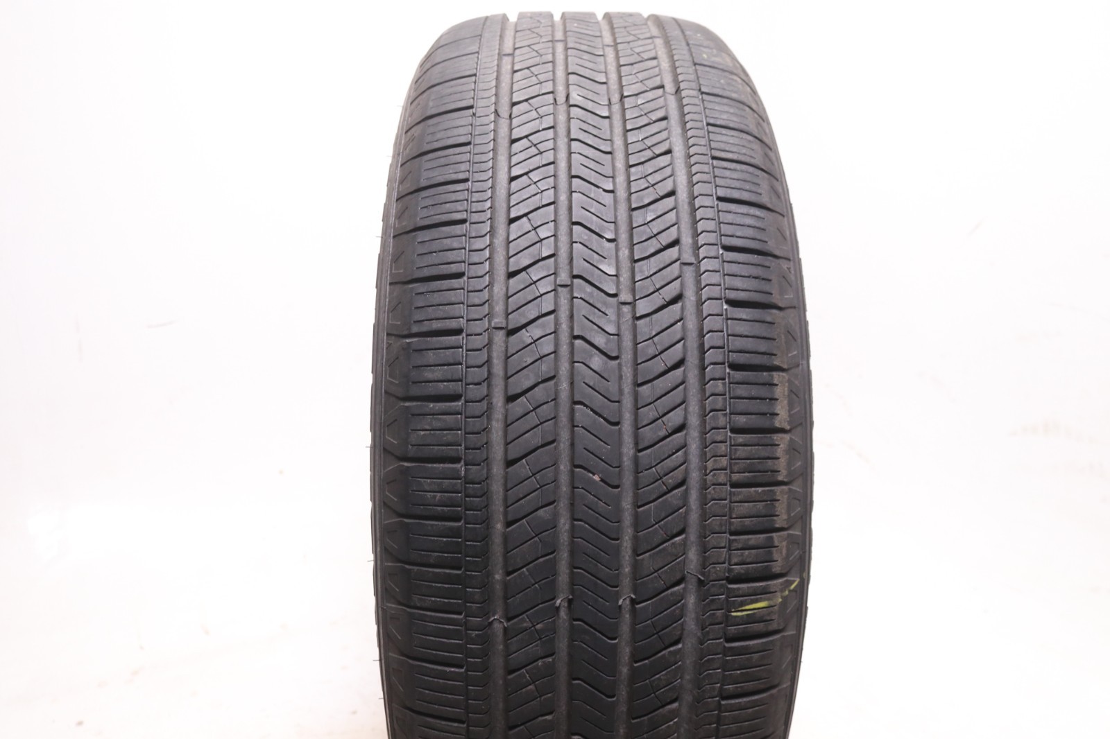 Set of 4 Used 255/60R18 Goodyear Eagle Touring – 108H – 8-9/32
