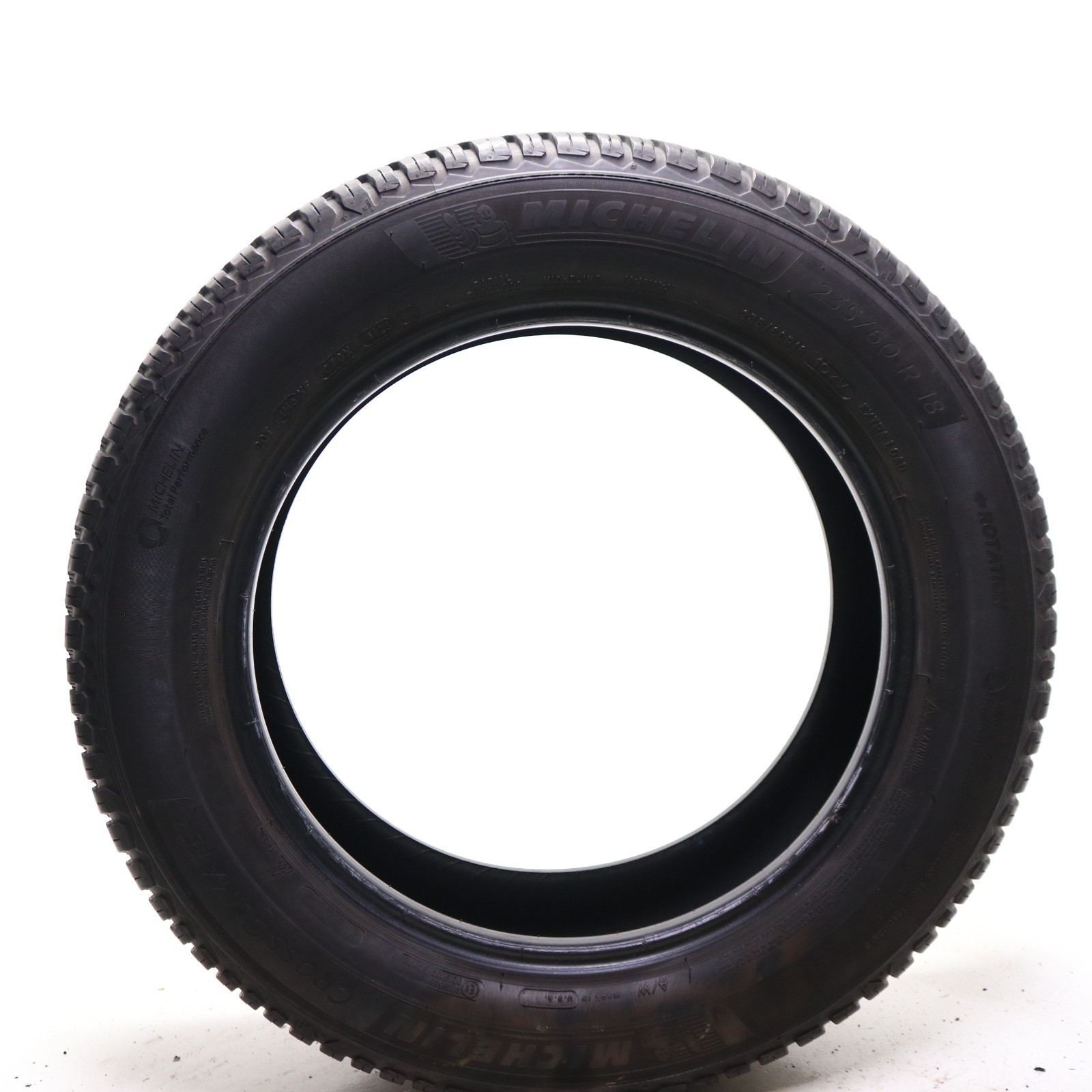 Set of 4 Used 235/60R18 Michelin CrossClimate 2 – 107V – 7.5-8.5/32