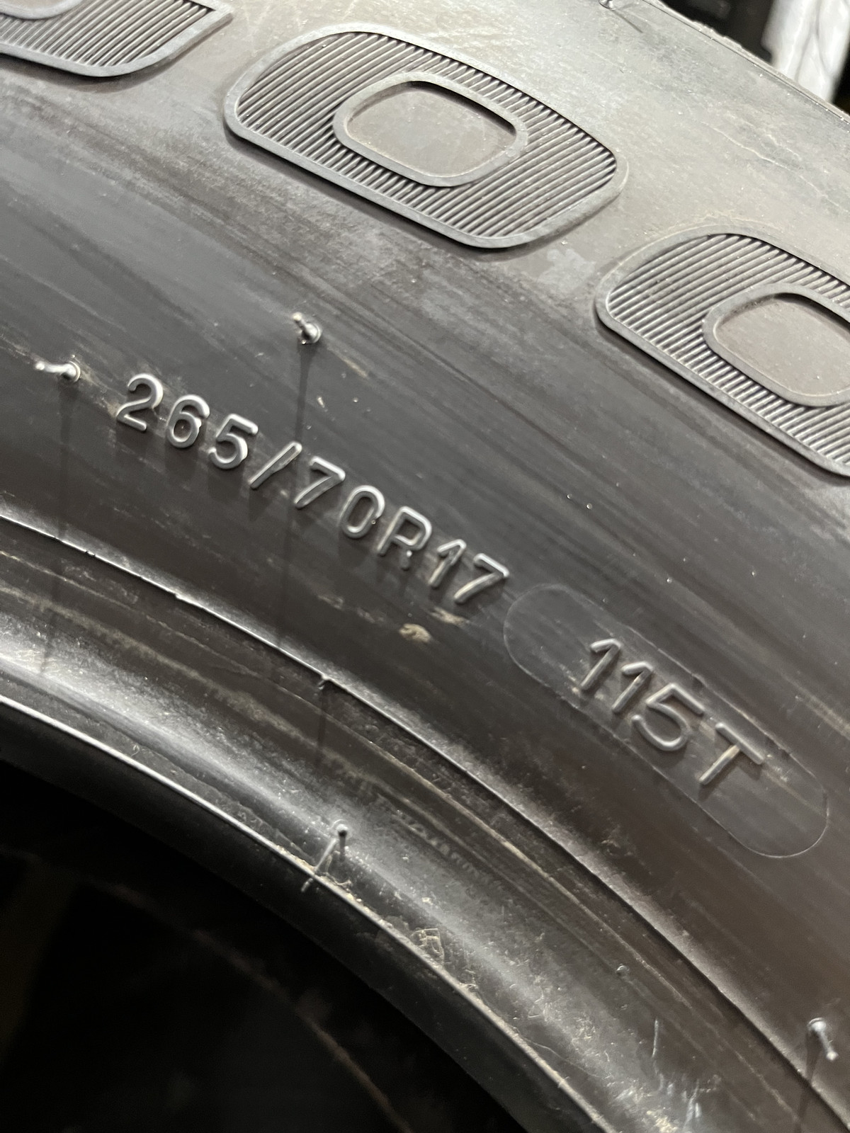 1 New BFGoodrich Advantage T/A Sport LT 265/70R17 115T DOT.5023 11.5/32 New