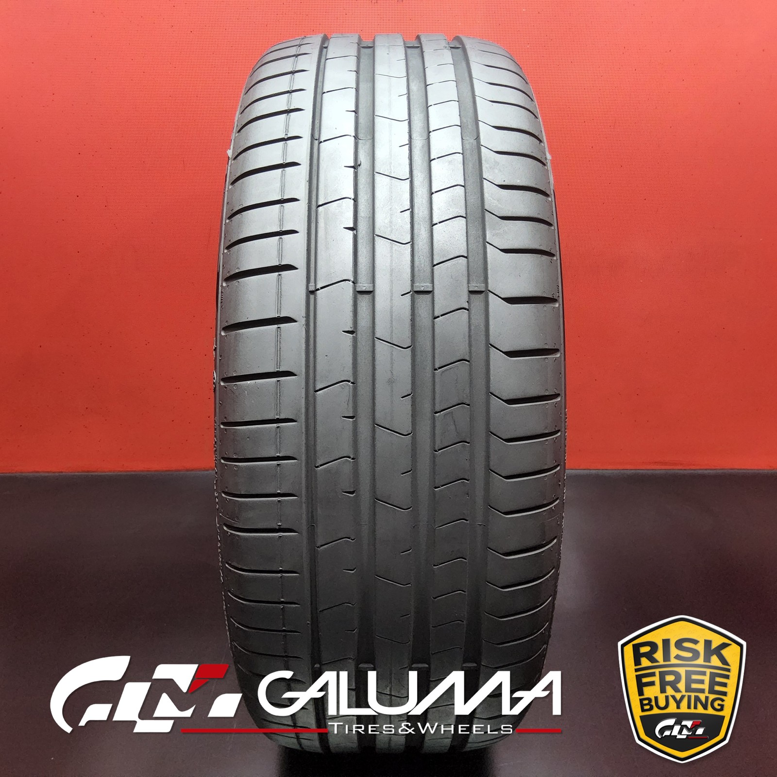 1 Tire Pirelli P-Zero (PZ4) RunFlat (★) XL 225/40R19 225/40/19 93Y #95435
