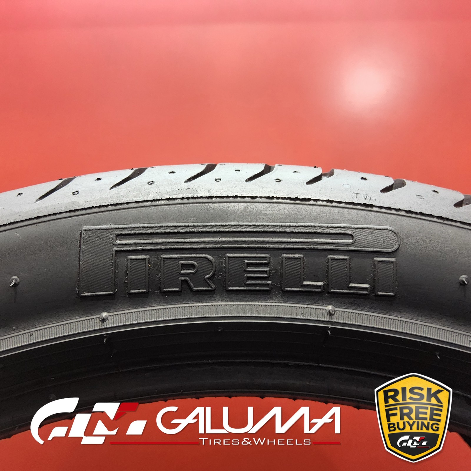 1 (One) Tire LikeNEW Pirelli P Zero (N1) XL 295/35R21 295/35/21 2953521 #94283