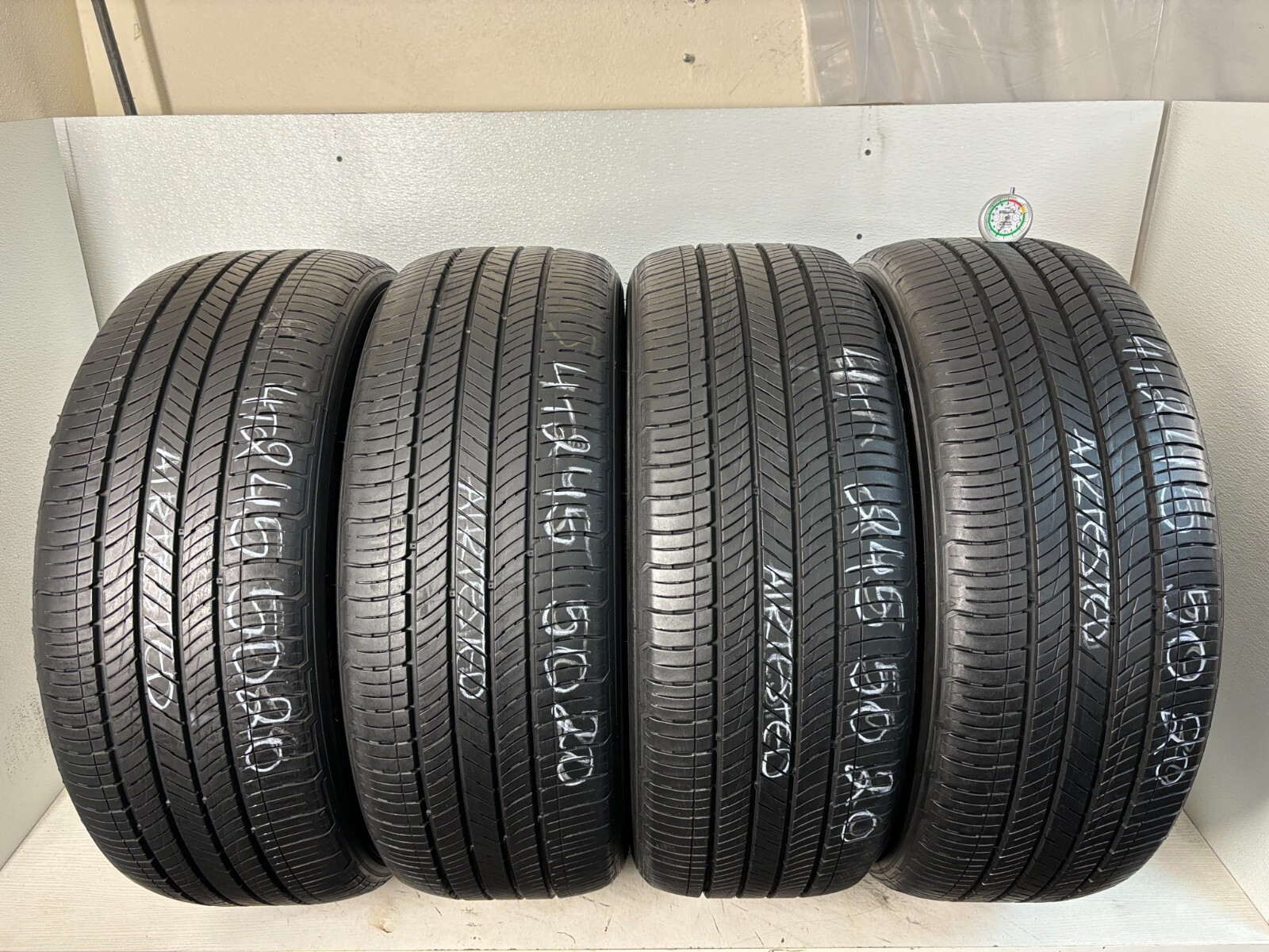 NO SHIPPING ONLY LOCAL PICK UP 4 Tires 245 50 20 Kumho Crugen HP71 102V