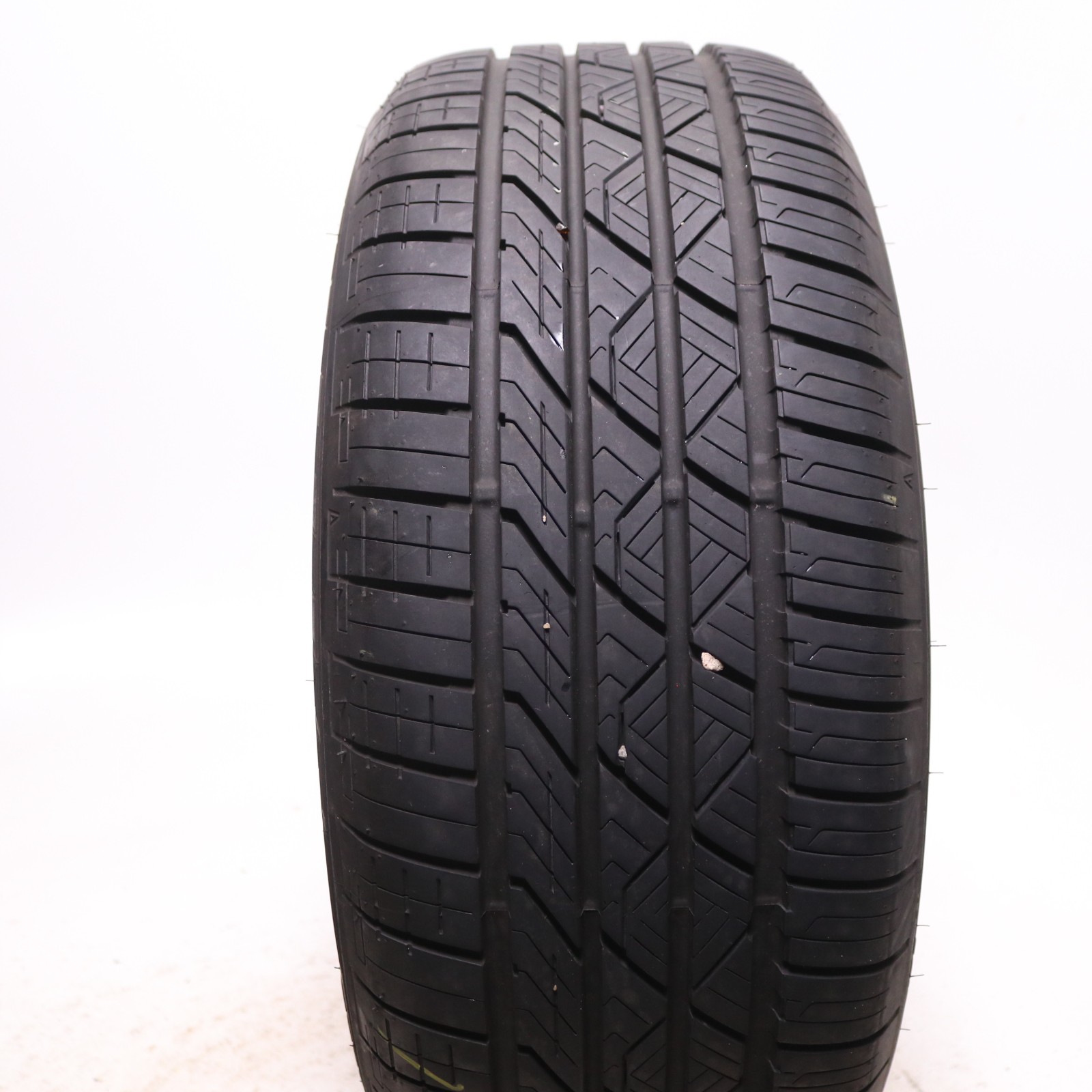 Used 235/50ZR18 Road Hugger GTZ – 101W – 9.5/32 No Repairs