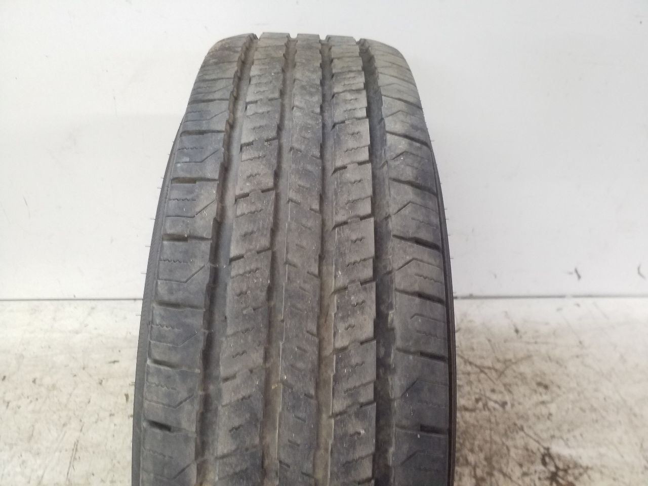 USED – 235/85/16 Evoluxx Rotator HT Tire