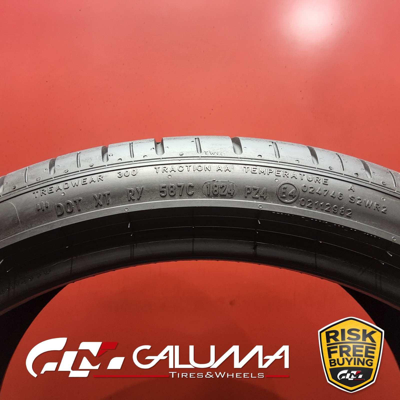 Set of 2 Tires Pirelli P-Zero (PZ4) ★ XL 285/30ZR20 285/30/20 2853020 99Y #95491