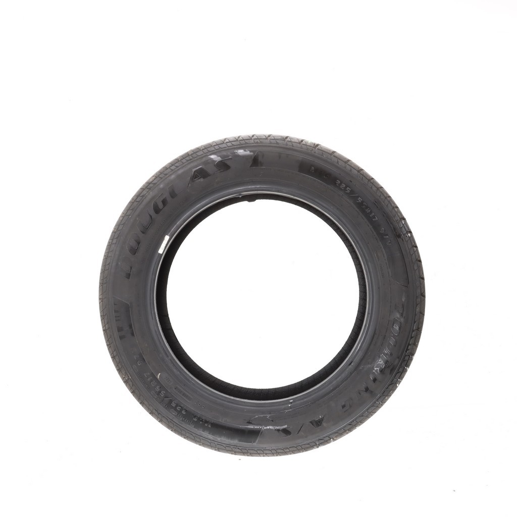 New 225/55R17 Douglas Touring A/S 97V – 8.5/32