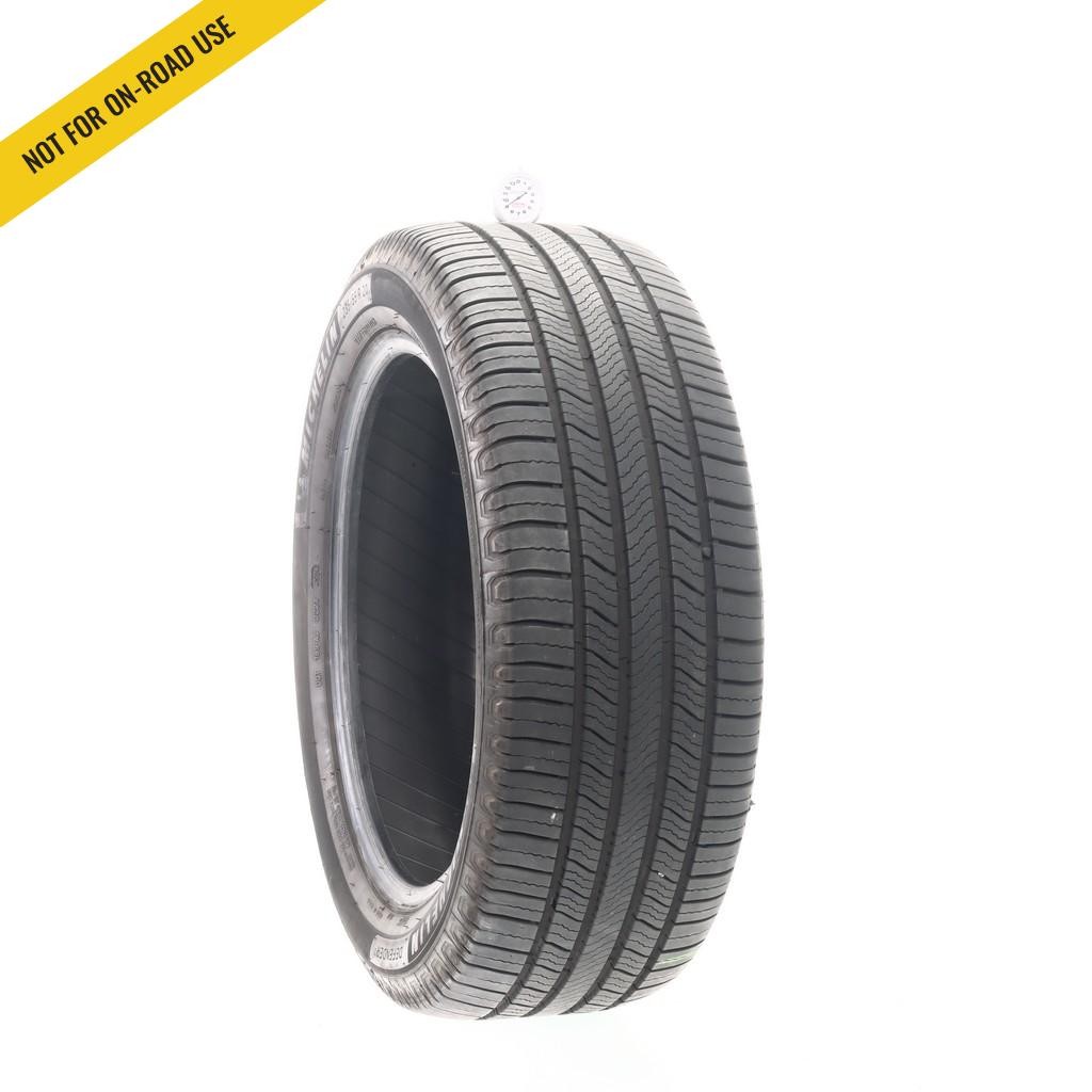 Set of (4) Used 235/55R20 Michelin Defender 2 102H – 9-10/32